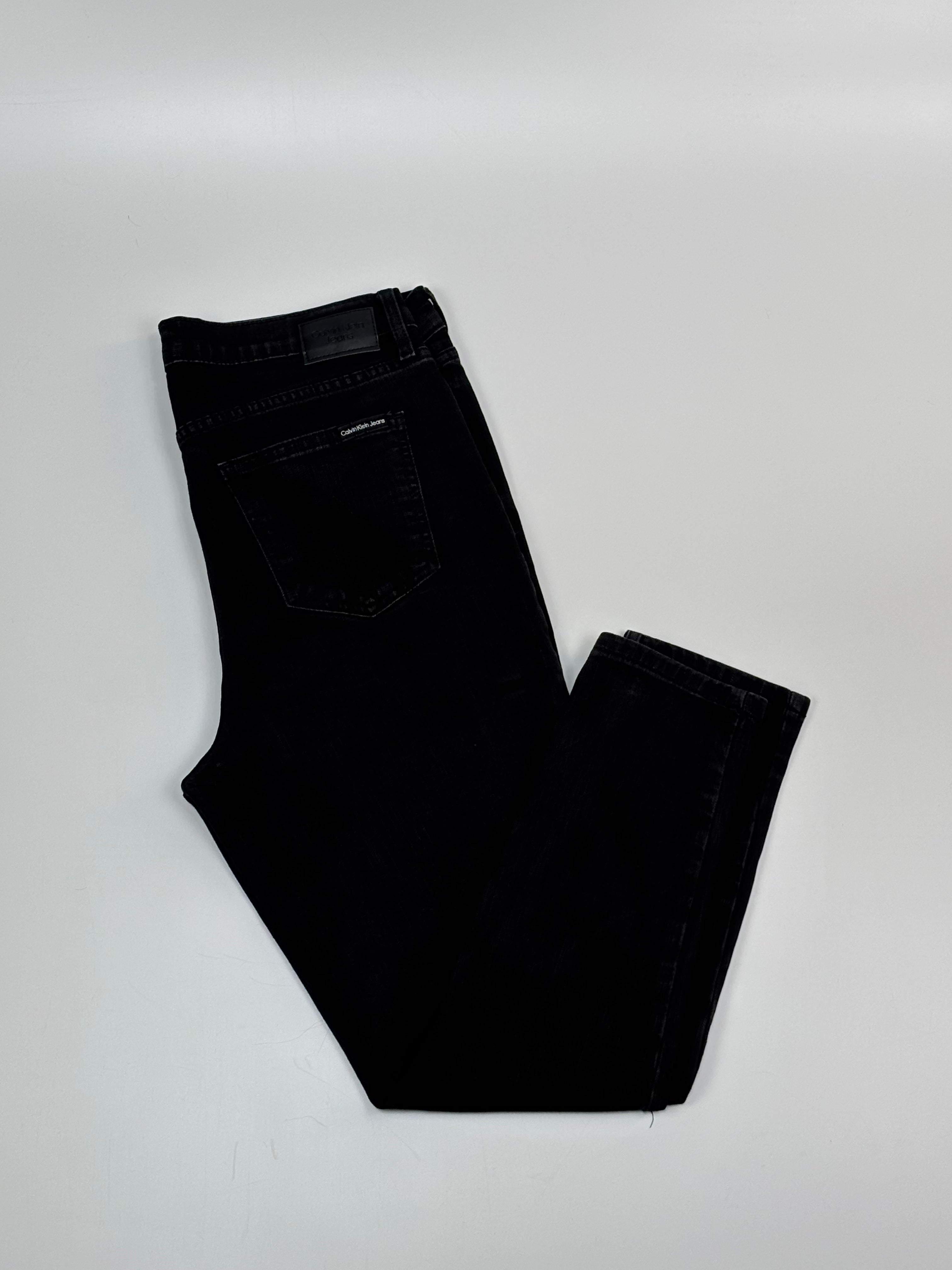 Calvin Klein Black High-Rise Skinny Jeans (Size 31)