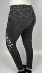 Mossino Black Embroidered Skinny Jeans – Size 6 (No Tag)