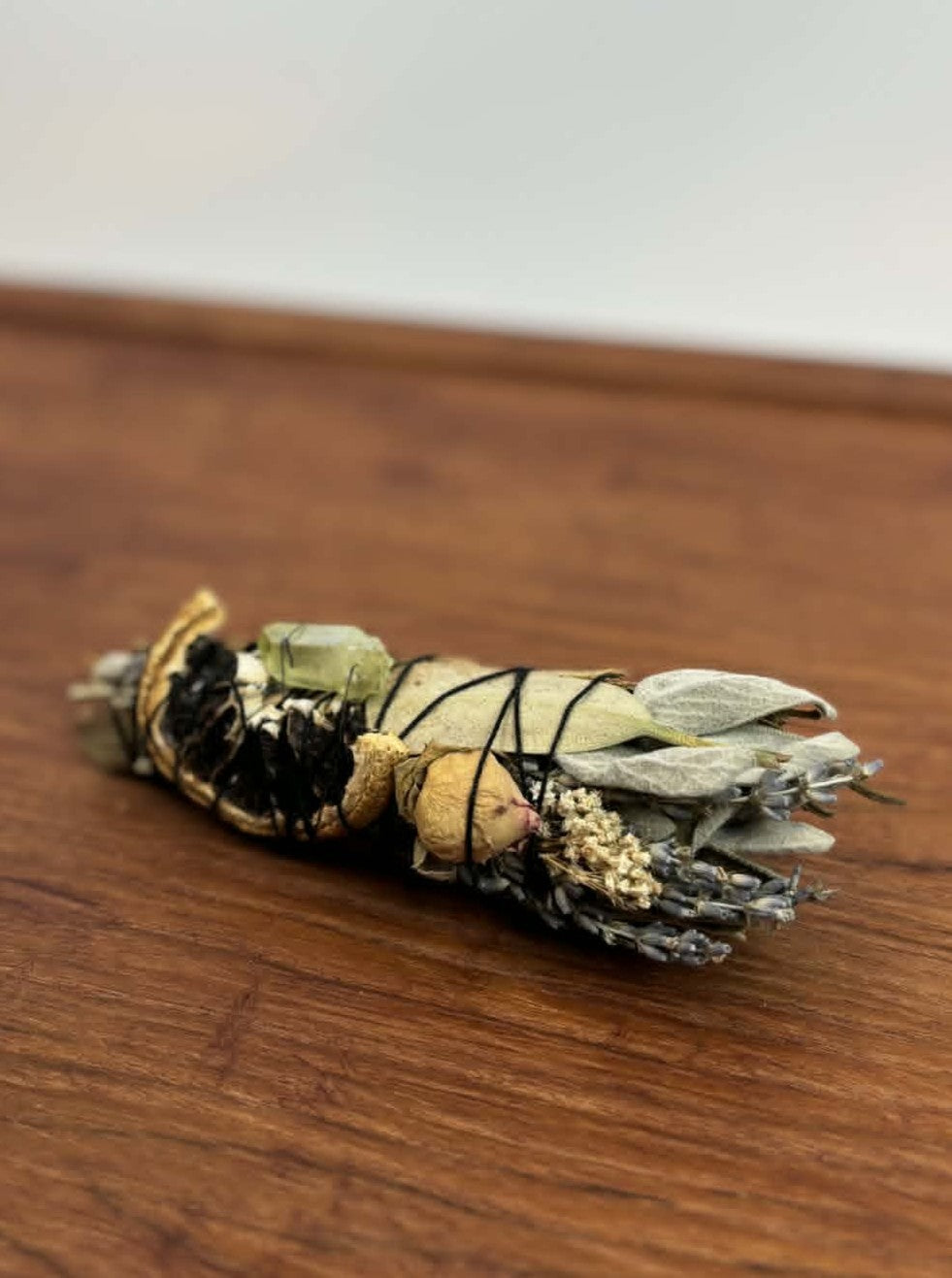 Botanical Sage Bundle with Crystal – Dried Herb & Citrus Bundle