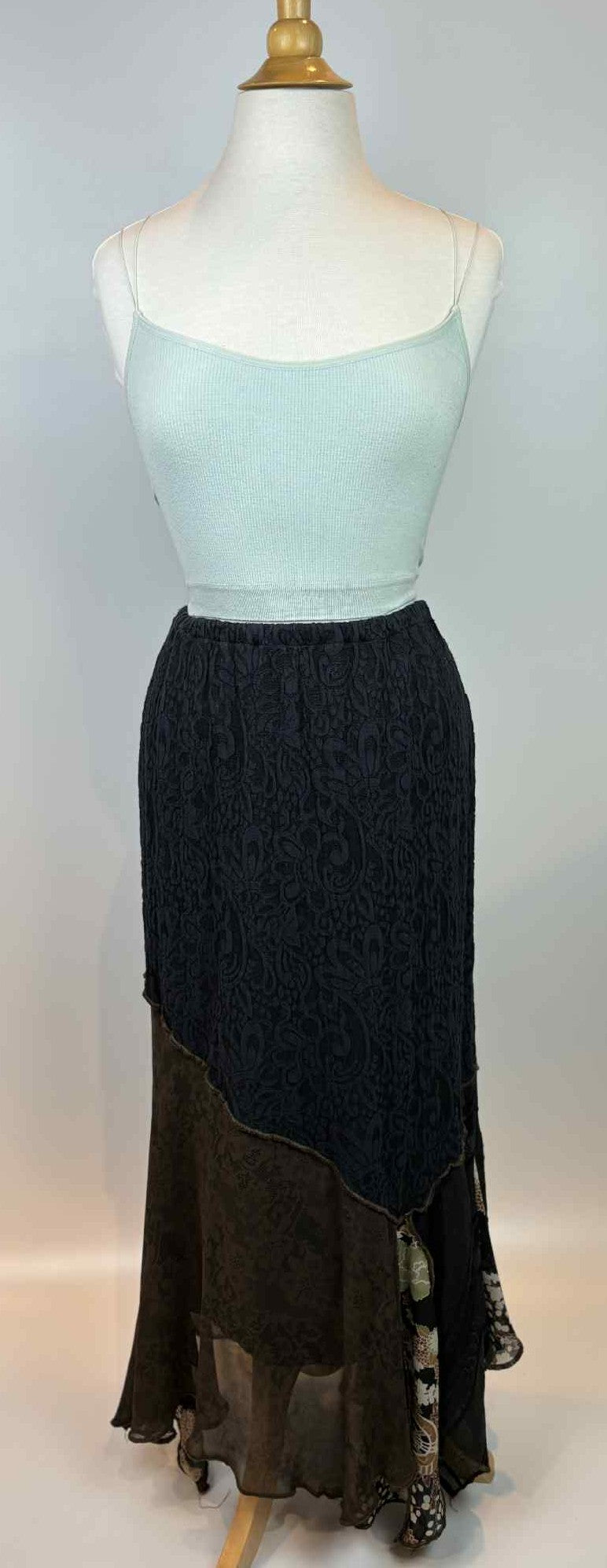 Multi-Pattern Asymmetrical Skirt – Size 12