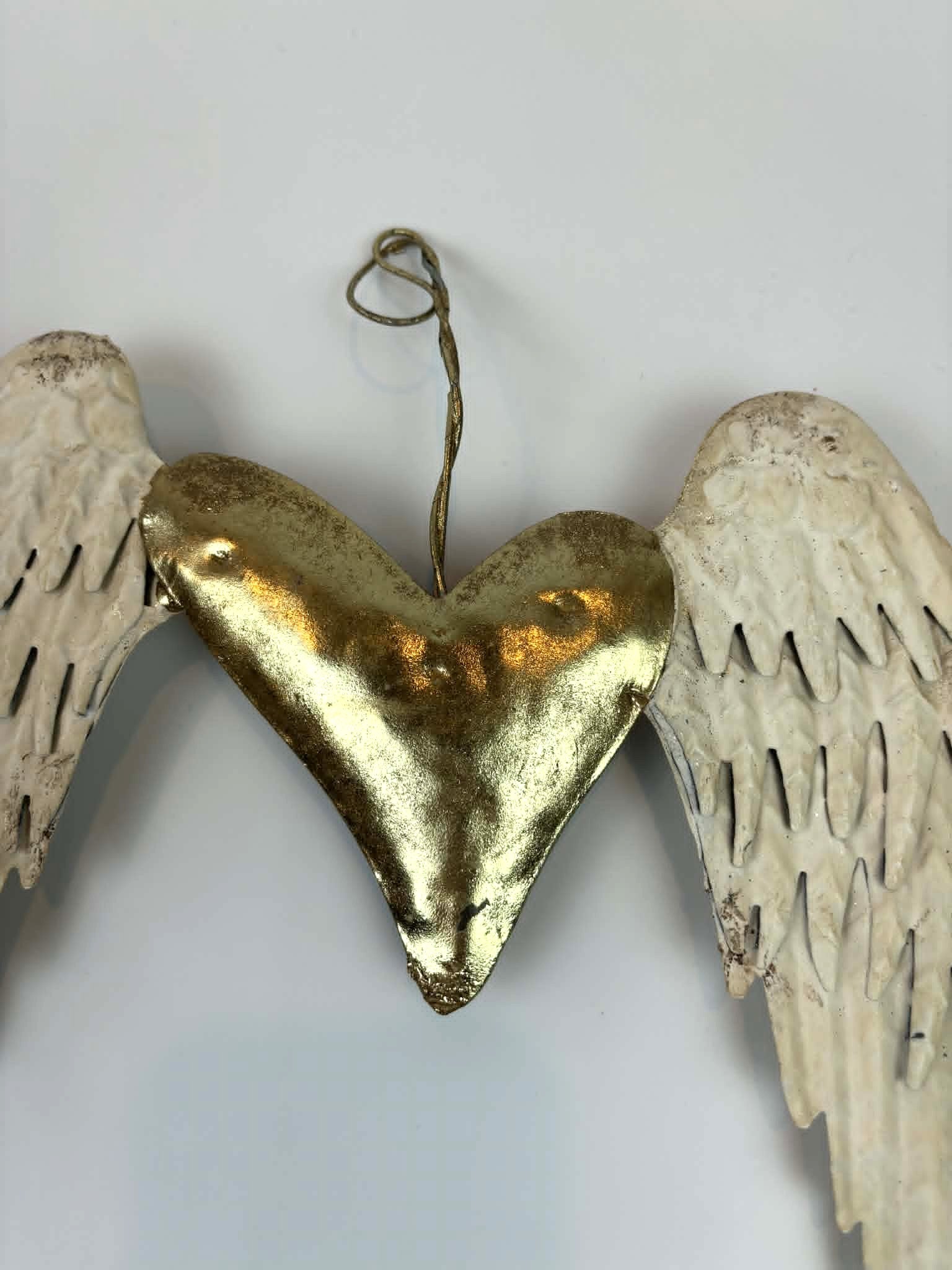 Heavenly Heart & Wings Wall Decor