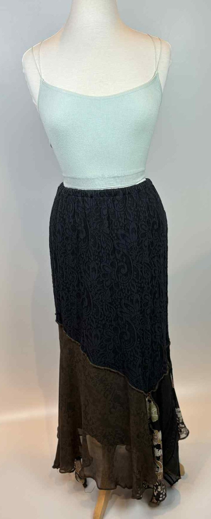 Multi-Pattern Asymmetrical Skirt – Size 12