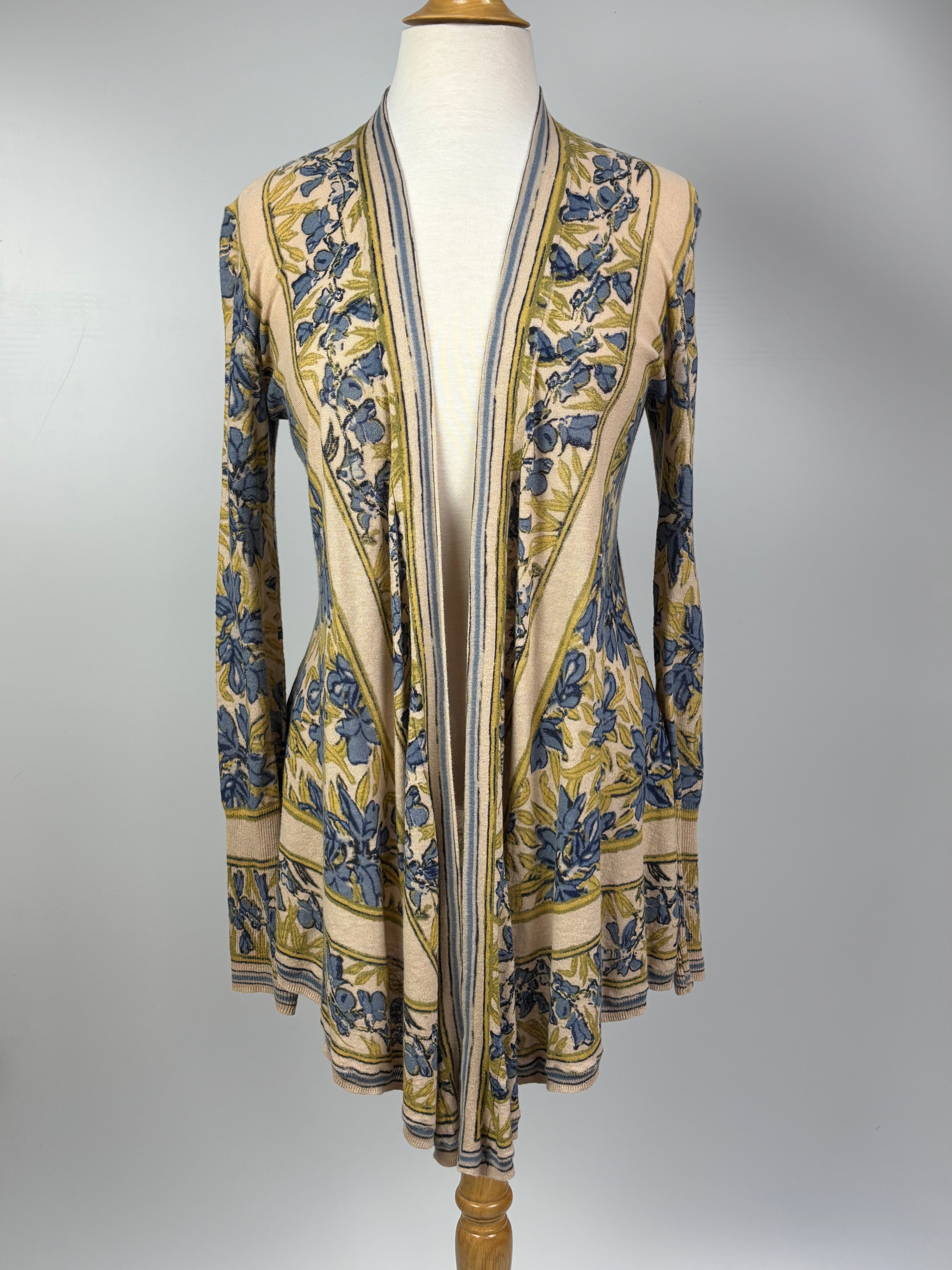 Anthropologie Guinevere Floral Cardigan – Size Medium
