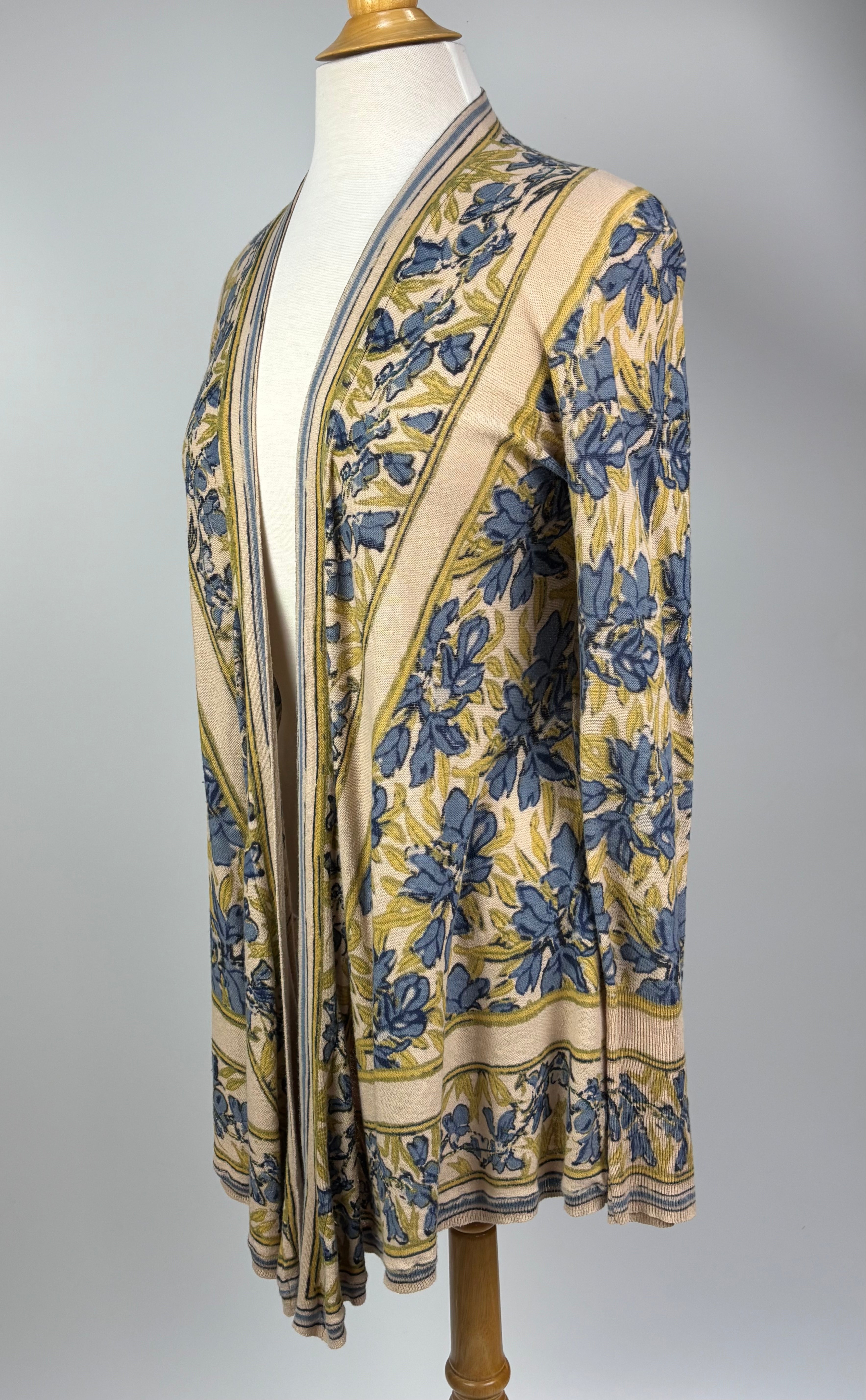 Anthropologie Guinevere Floral Cardigan – Size Medium