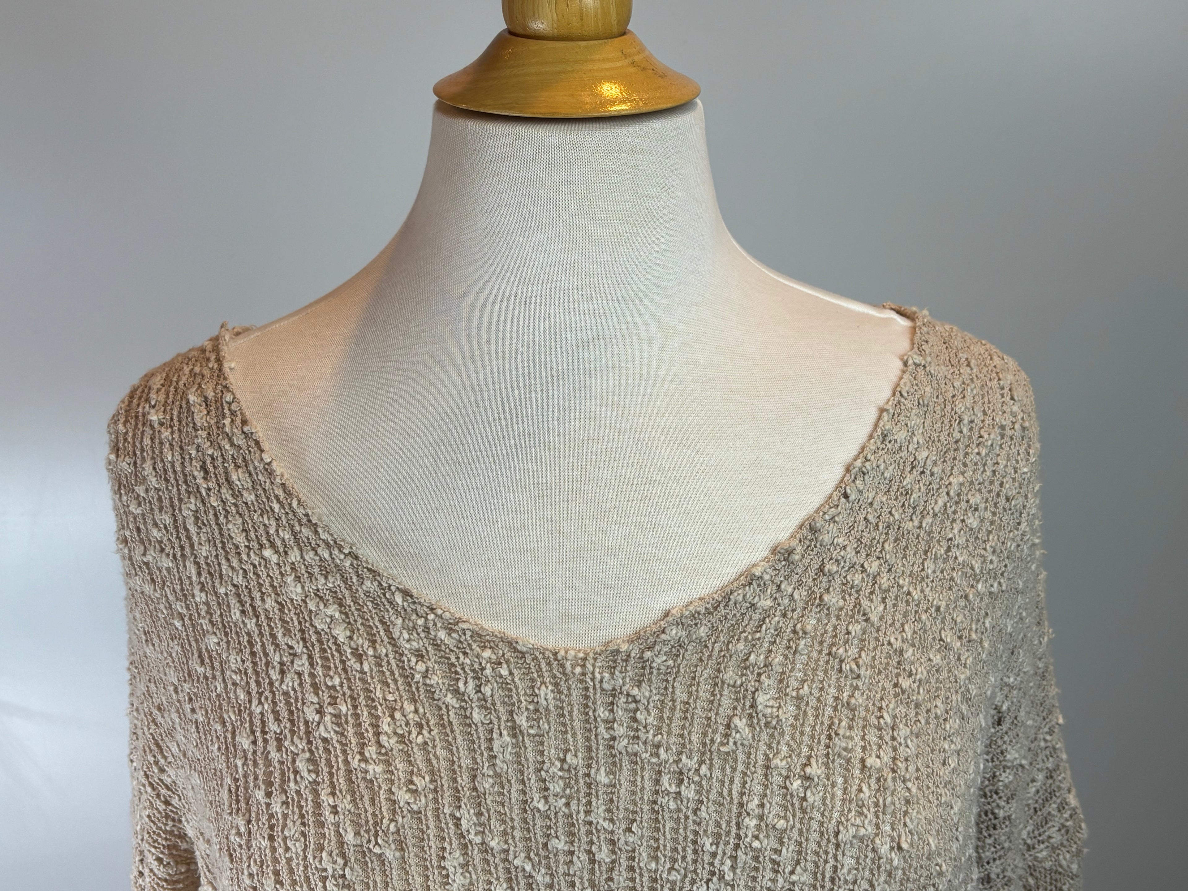 Brandy Melville Cozy Knit Sweater – Cream / One Size