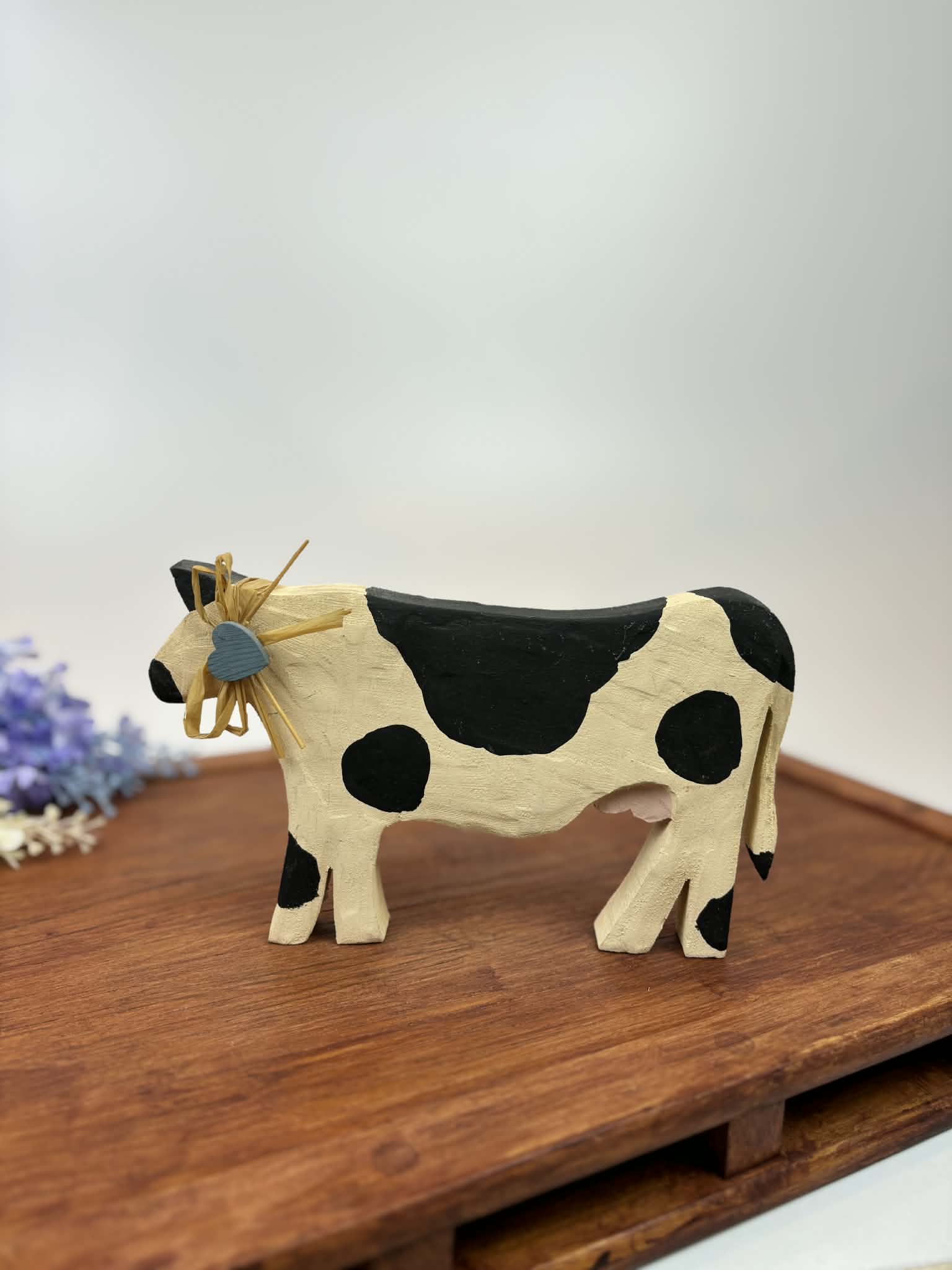 Rustic Wooden Cow Wall Décor