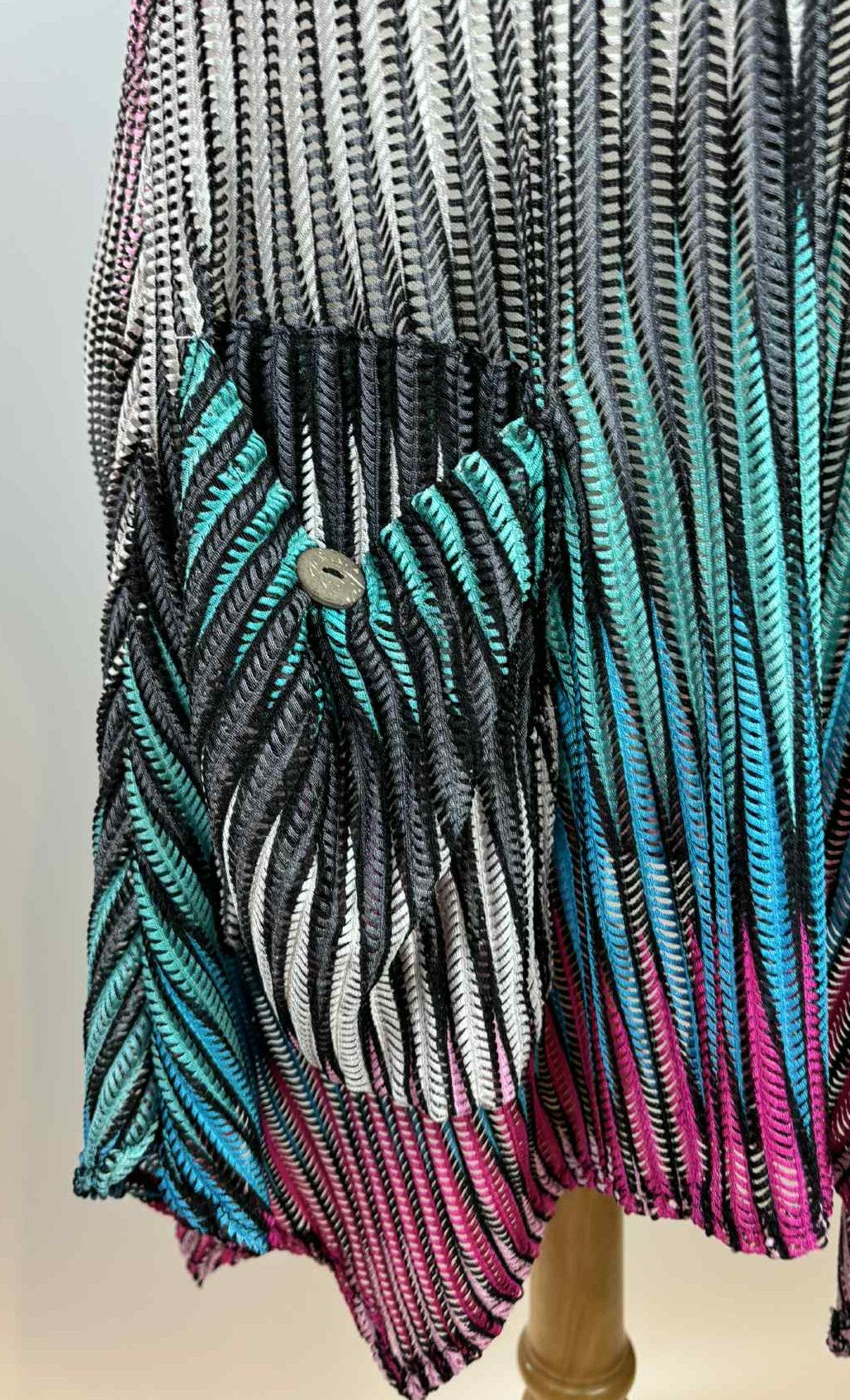 Flowy Knitted Swimsuit Cover-Up – L/XL